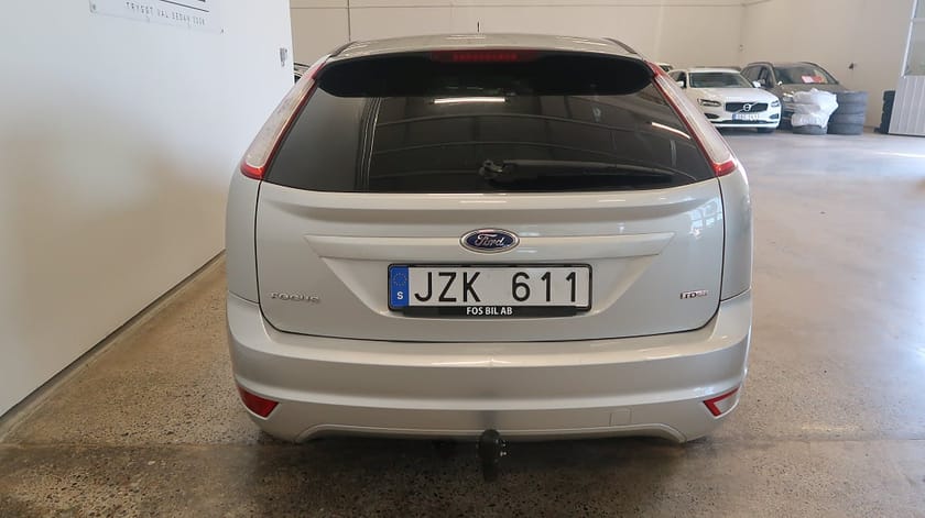 Bild 5 av Ford Focus *RÄNTEKAMPANJ 3.45%* 1.6 TDCi Platinum Drag-Nyservad