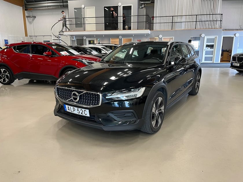 Bild 1 av Volvo V60 Cross Country D4 AWD AUT (drag+värmare) 2.99% Ränta