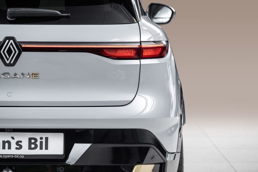 Bilde 4 av Renault Mégane E-TECH ICONIC/SKINN/KROK/HARMAN/AC22