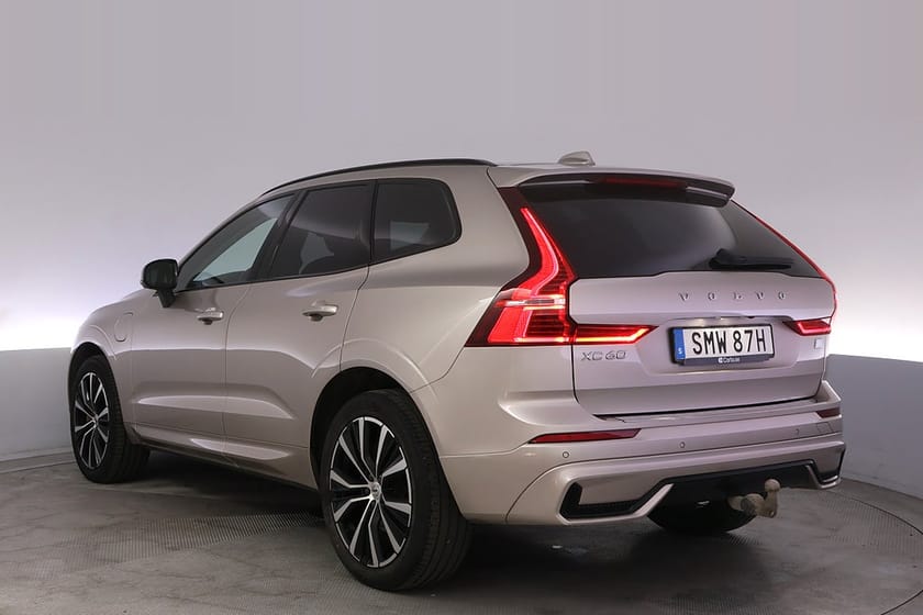 Bild 4 av Volvo XC60 Recharge T6 AWD Plus Dark Pano Kamera BLIS Drag