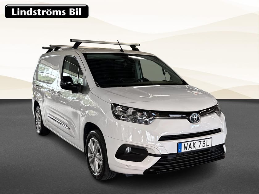 Bild 3 av Toyota ProAce City 1.5D Long Professional Drag Sommar/Vinterhjul