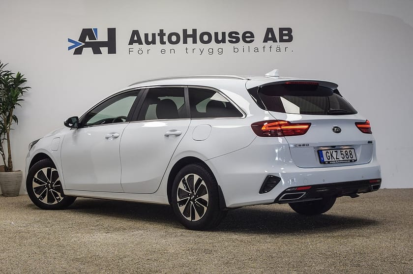 Bild 2 av Kia Ceed Sportswagon Plug-in Hybrid Backkamera CarPlay Garanti