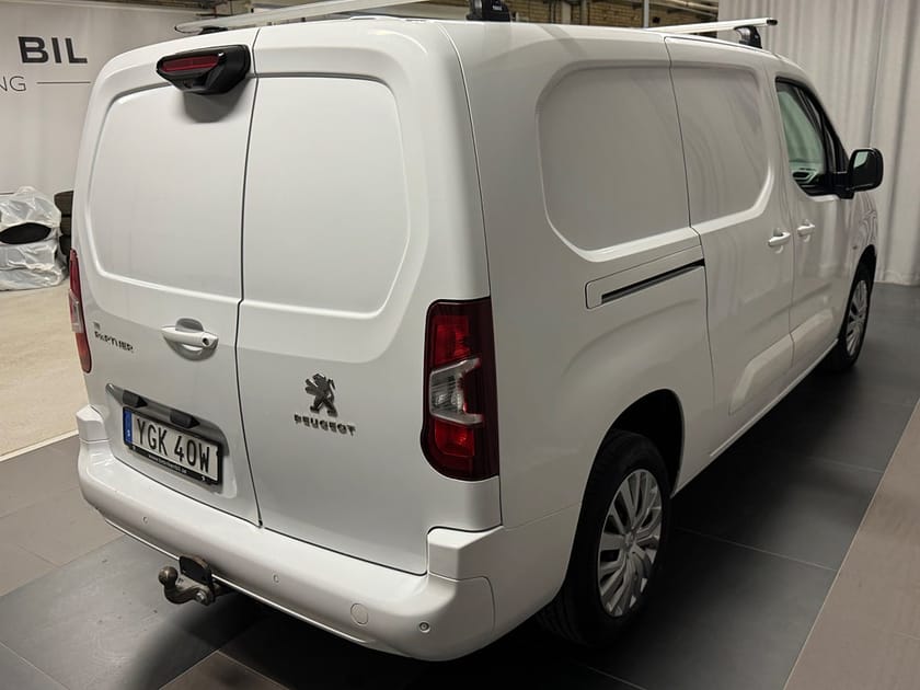 Bild 5 av Peugeot Partner Utökad Last PRO+ 130 hk Diesel AUT LEASEBAR. NYSERVAD