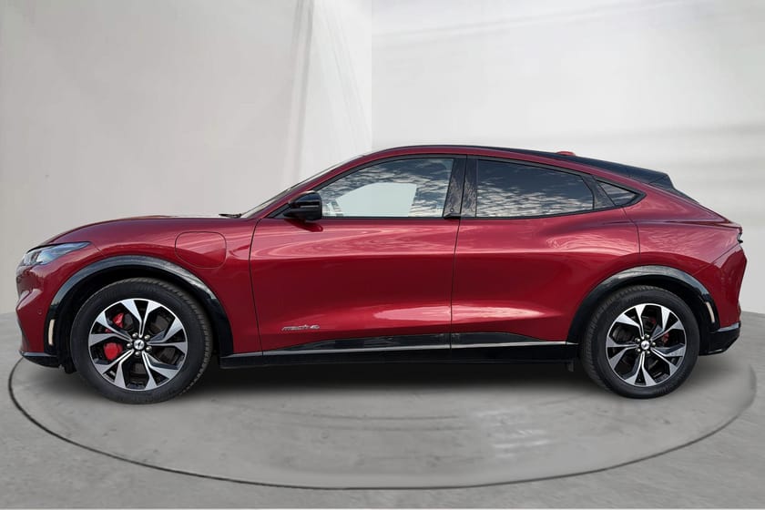 Bild 2 av Ford Mustang Mach-E Standard Range AWD 70kWh (269hk) Teknikpaket