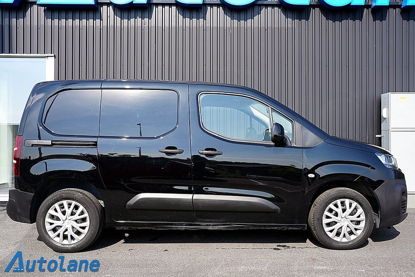 Bild 3 av Citroën Berlingo Van 1.5 HDI, B-Kamera, Drag, Moms, 3-sits, 131hk