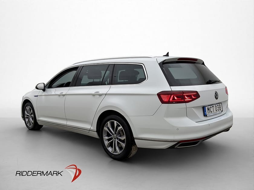 Bild 5 av Volkswagen Passat Sportscombi GTE 218hk Cockpit IQ-Drive CarPlay Navi