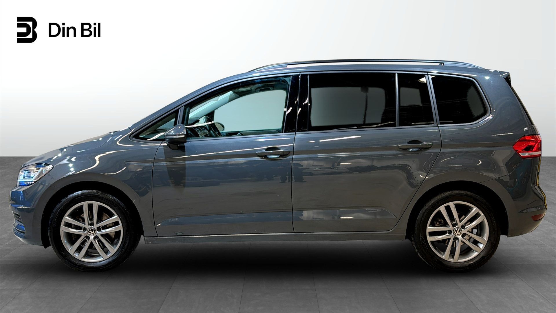 Volkswagen Touran 1.5 TSI ACT OPF 2025, bild 2/10