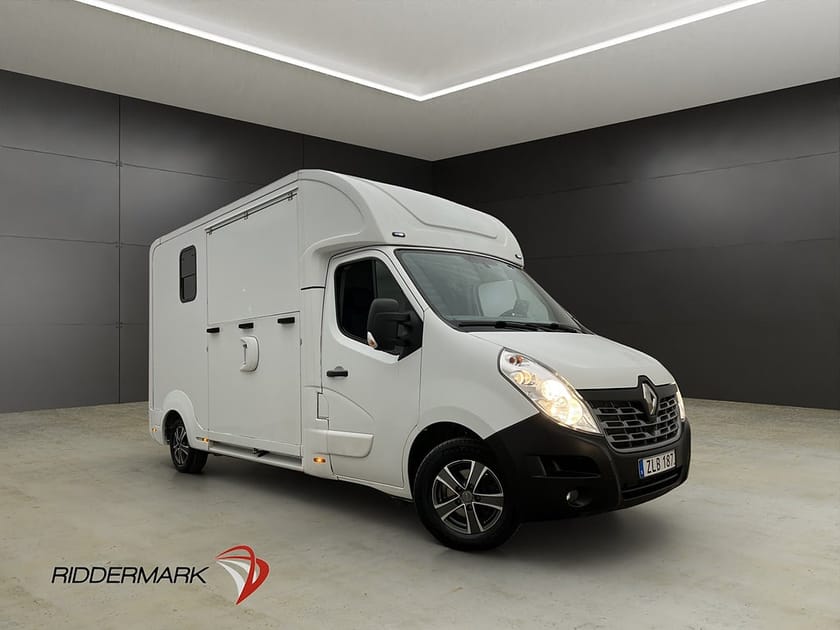 Bild 1 av Renault Master Chassi Cab Nyuts HÄSTTRANSPORT 170hk Drag B-Kamera Moms