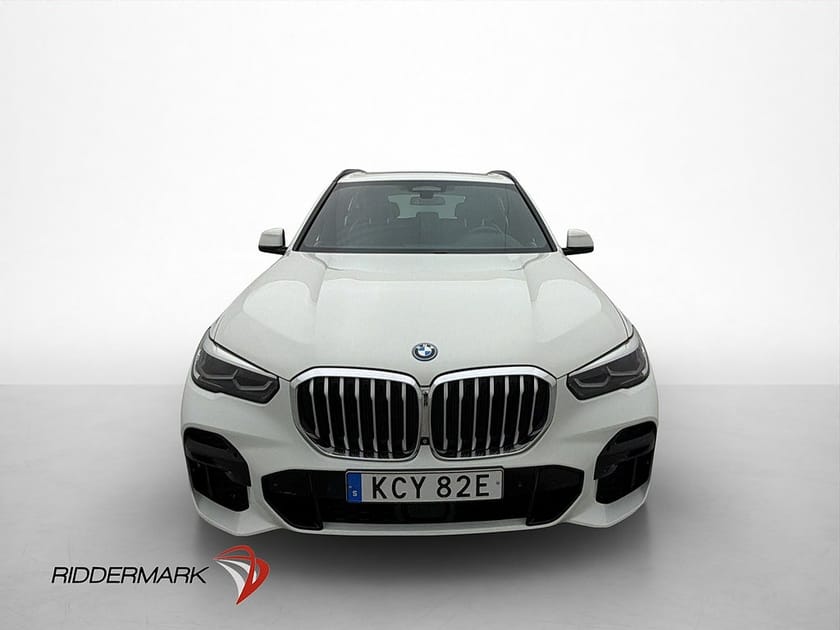 Bild 2 av BMW X5 xDrive45e iPerformance Innovation Cockpit H/K Pano 360° HuD Skinn