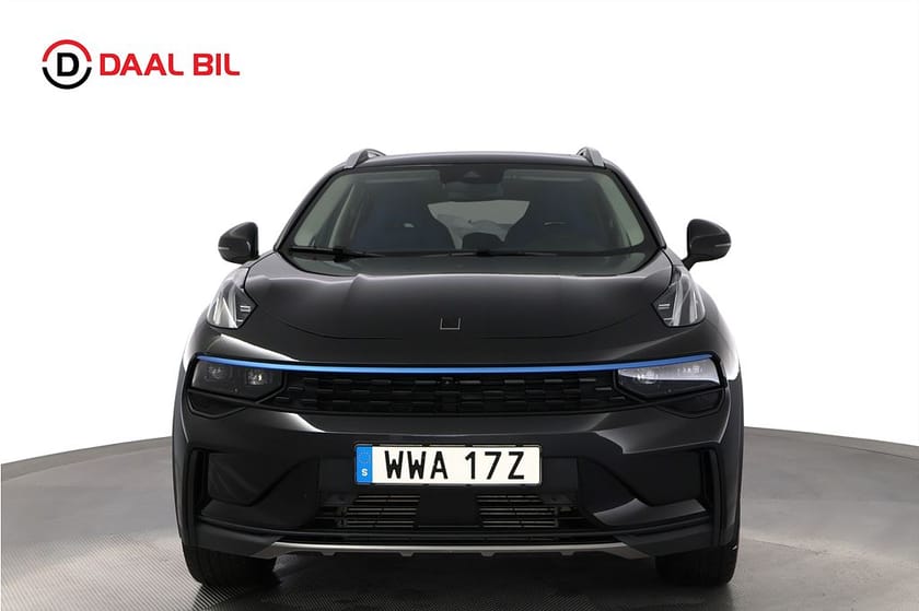 Bild 2 av Lynk & Co 01 PHEV DCT 261HK MORE 3D-VIEW PANO INFINITY® COCKPIT NFC