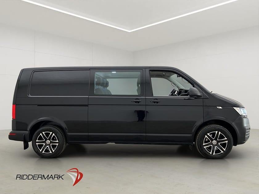 Bild 2 av Volkswagen Transporter Kombi Dubbelhytt L2 Värm Drag B-Kamera Moms