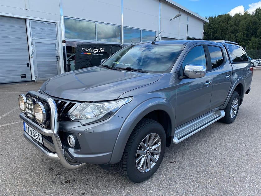 Bild 1 av Mitsubishi L200 Dubbelhytt 2.4 DI-D 4WD Euro 6 Business PRO Frontbåge