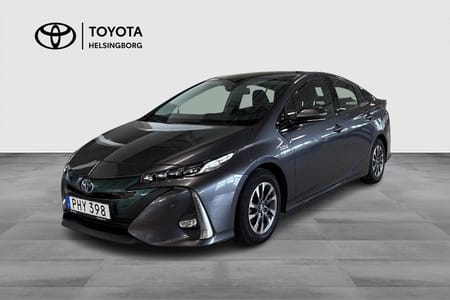 Toyota Prius Plug-in Hybrid Plug- in Executive