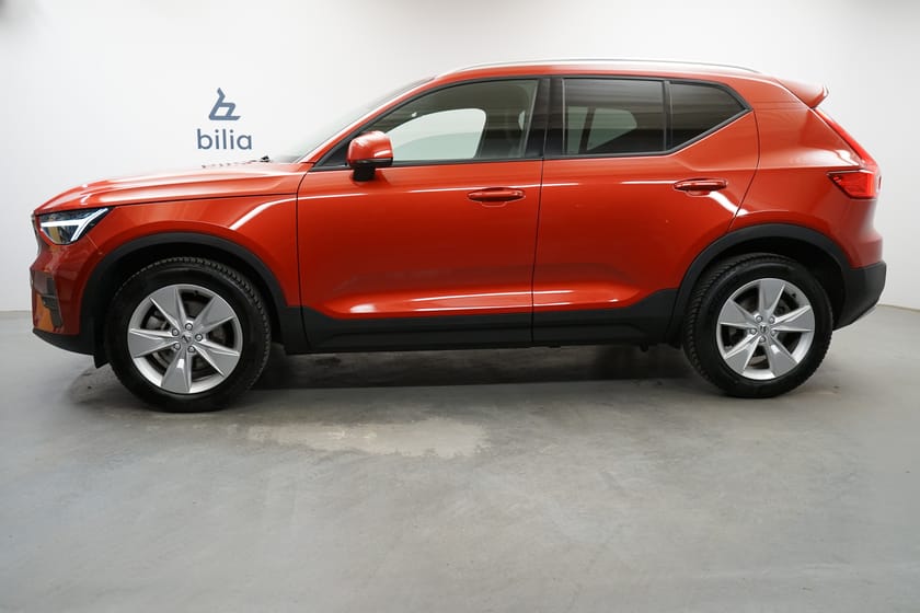 Bild 2 av Volvo XC40 B4 FWD Bensin Core SE II, Navigation, Baklucka elmanövrerad