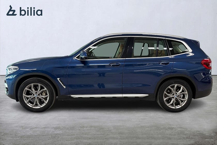Bild 3 av BMW X3 xDrive30e xDrive 30e | 360 Kamera | HiFi | Head-Up | Rattvärme