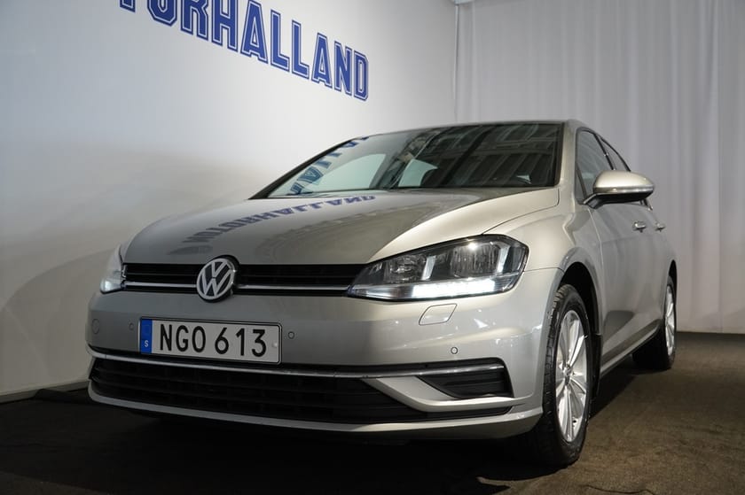 Bild 2 av Volkswagen Golf 1.6 TDI -  AUT/Värmare/Nav MM!