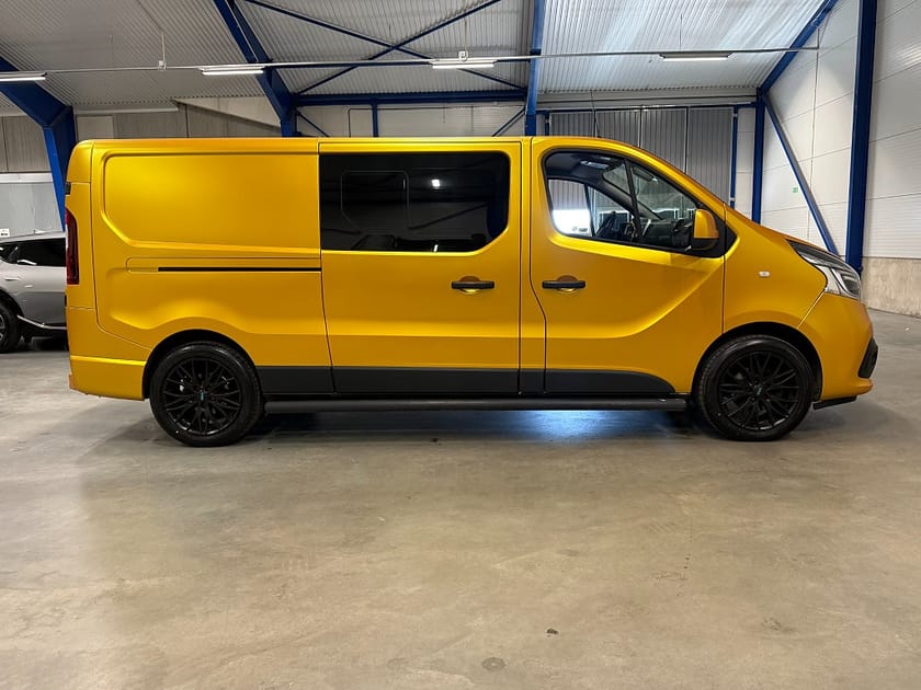 Bild 3 av Renault Trafic Skåpbil Kombi / Dubbelhytt 2.0 dCi / 170hk / Nordic Line / Moms