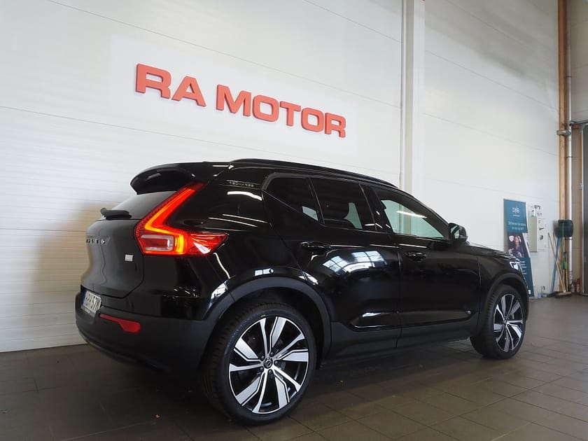 Bild 5 av Volvo XC40 Recharge P8 AWD 408hk Core | Kamera | Skinn |