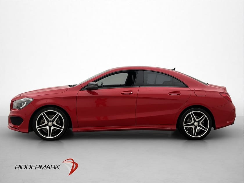 Bild 4 av Mercedes-Benz CLA 220 d Coupé AMG Night Sensorer Halvskinn