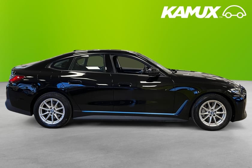 Bild 2 av BMW i4 eDrive40 Gran Coupé Cockpit Kamera CarPlay Drag MOMS