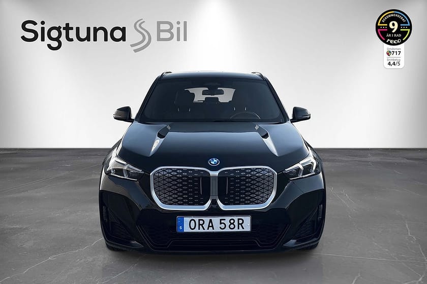 Bild 2 av BMW iX1 xDrive30