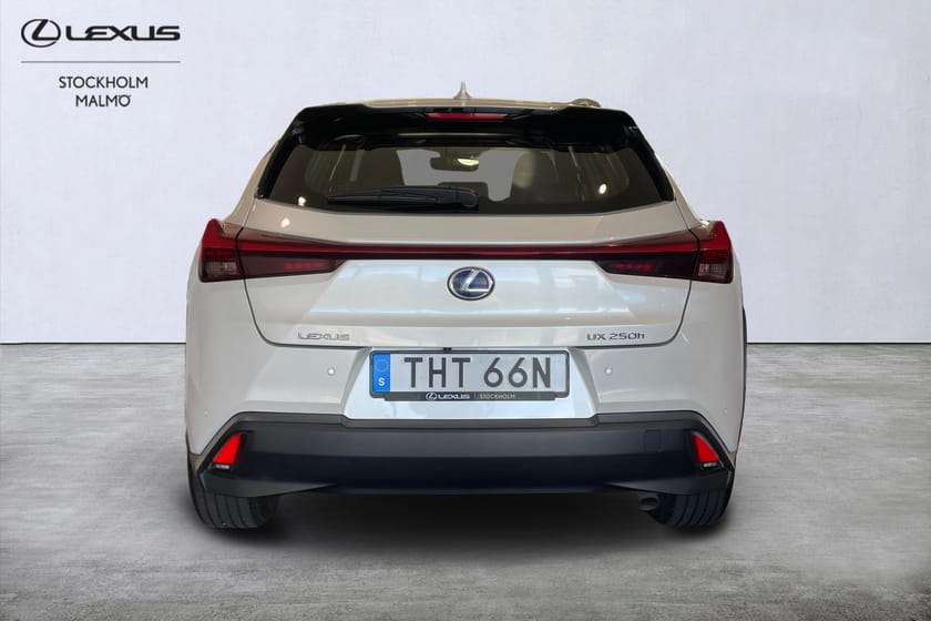 Bild 5 av Lexus UX 250h Comfort Teknikpaket 184hk Navi Keyless B-kamera