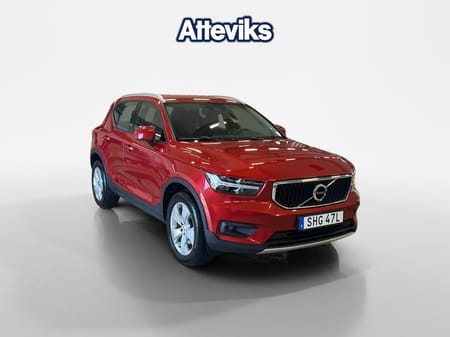 Volvo XC40 AWD Momentum Advanced