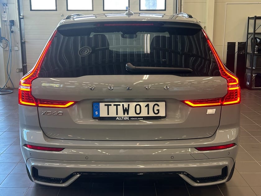 Bild 5 av Volvo XC60 Recharge T6 AWD Plus Dark Kamera/Navi/Pano/VOC/Keyless