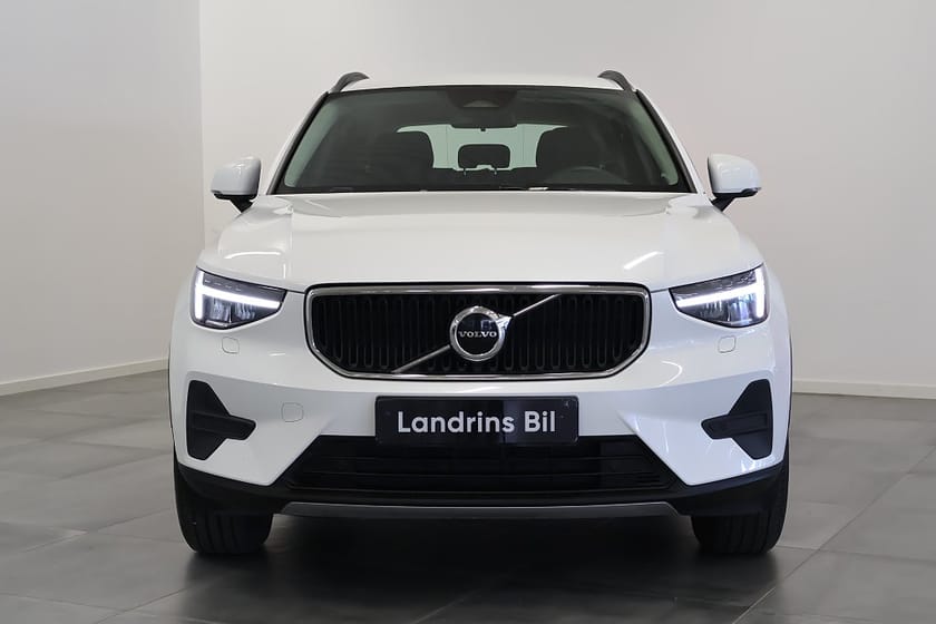 Bild 3 av Volvo XC40 B3 DCT Essential V-Hjul Kamera 1Ägare Navi