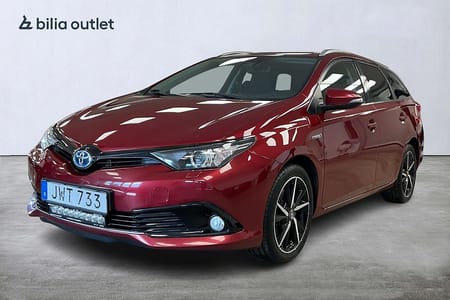 Toyota Auris Touring Sports Hybrid Intense Edition Nyservad B-kamera
