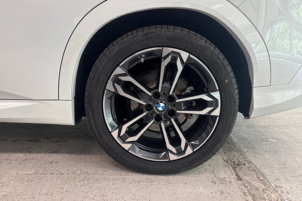 BMW iX2 xDrive30, 306ps, 2026