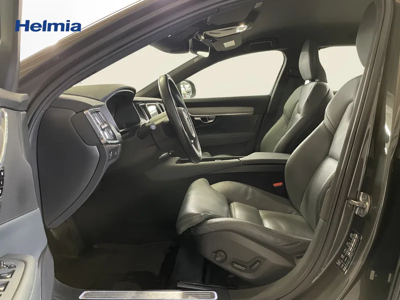 Bild 9 av 17 – Volvo V90 Cross Country B4 AWD Diesel Adv SE Cross Country Advanced