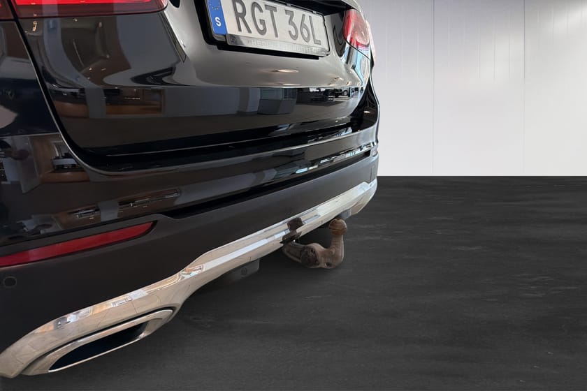 Bild 5 av Mercedes-Benz GLC 300 e 4MATIC AMG Line / Panorama / Drag / Burmester