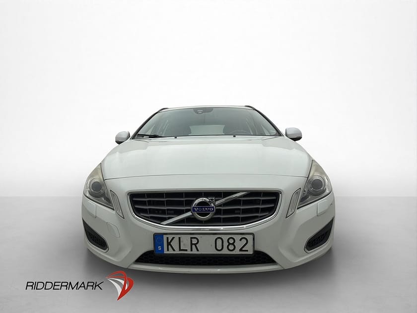 Bild 2 av Volvo V60 D4 Momentum Värmare Sensorer Skinn Två-Brukare