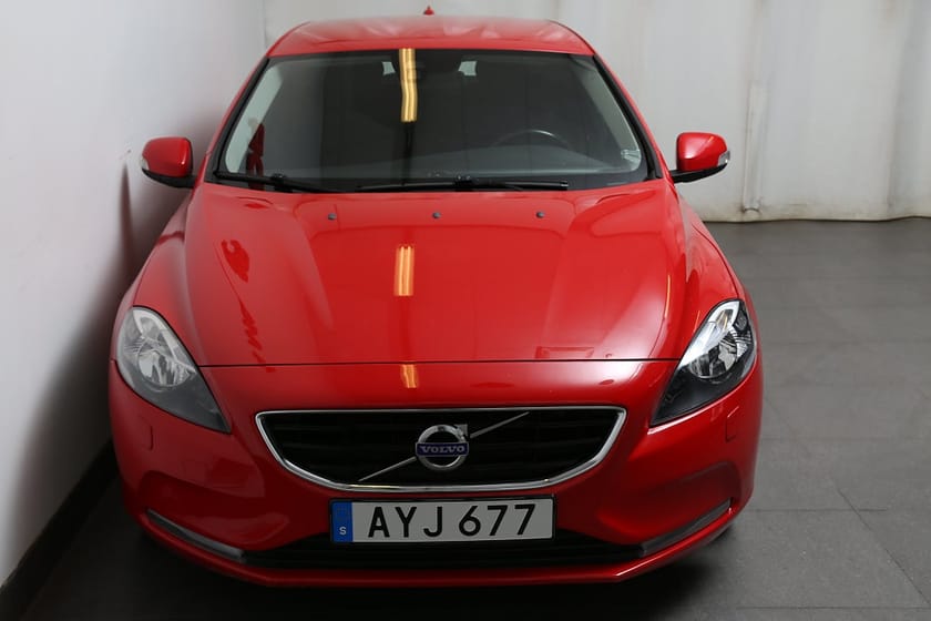 Bild 5 av Volvo V40 D3 150hk Kinetic Nybesiktad P-sensorer Värmare