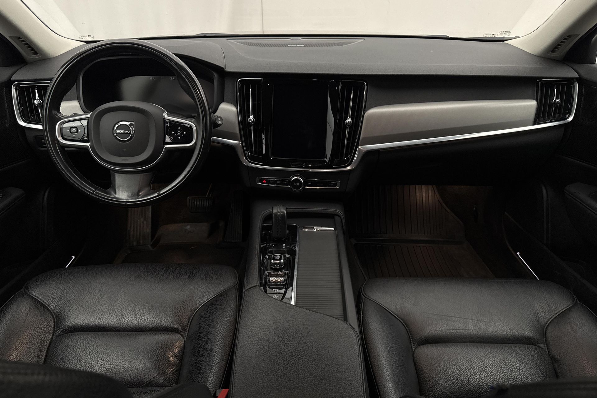 Volvo V90 B4 AWD 2021, photo 7/10