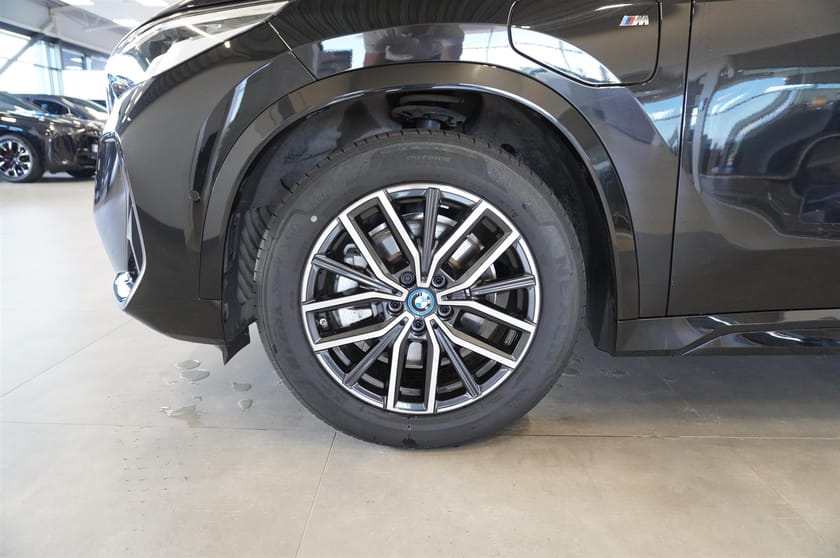 Bild 4 av BMW X1 xDrive25e M-Sport Adaptiv F Rattvärme Tonade Rutor Drag