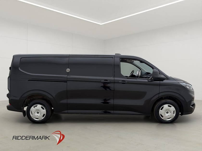 Bild 2 av Ford Transit Custom 320 transit-custom L2 AWD Värmare Drag B-Kamera 2xDörr Moms