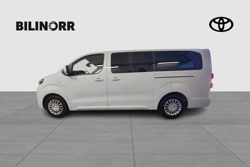 Bild 2 av Toyota Proace Verso SHUTTLE LONG 2,0 D ADBLUE 140 HK S&S