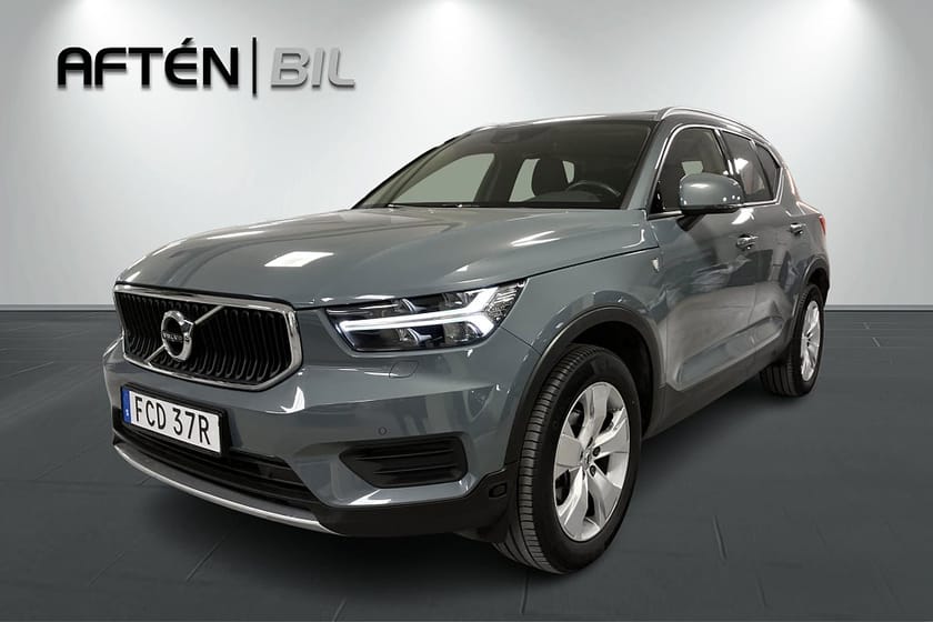 Bild 1 av Volvo XC40 T2  Momentum Pro, El-drag, Navi, B-kamera,On Call, H&K