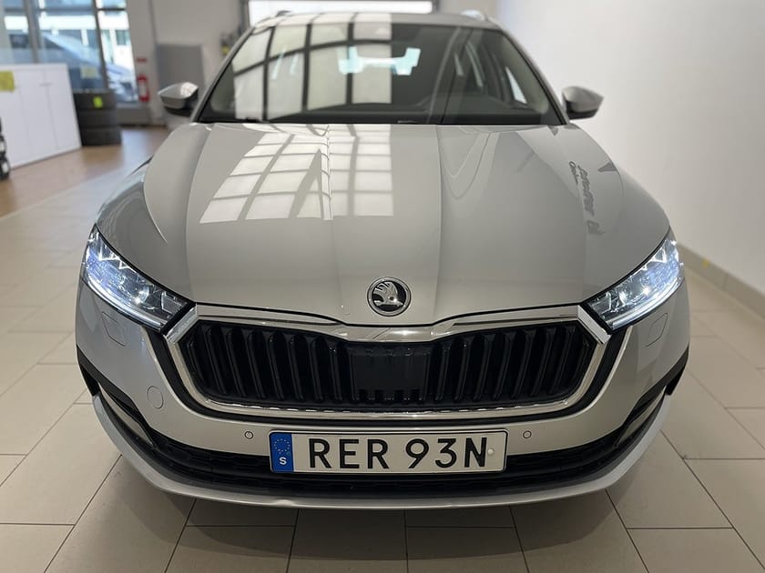 Bild 3 av Škoda Octavia Kombi Skoda Combi Ambition 1.0 TSI 110hk e-TEC DSG|Drag|Värmare|B-ka