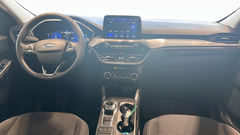 Bild 4 av Ford Kuga Plug-In Hybrid 2,5 PHEV 225Hk Titanium
