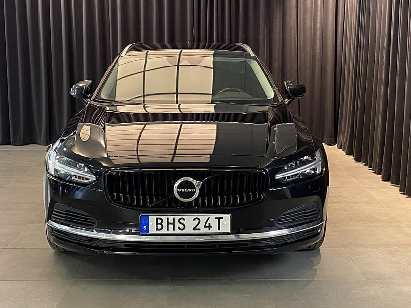 Bild 4 av Volvo V90 Recharge T6 AWD Geartronic Momentum