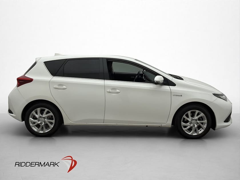 Bild 4 av Toyota Auris Hybrid 136hk Dragkrok Backkamera 2-Brukare