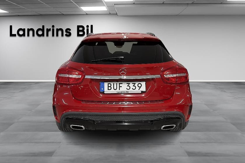 Bild 5 av Mercedes-Benz GLA 220 d 4MATIC AMG Line Värmare Harman Panorama