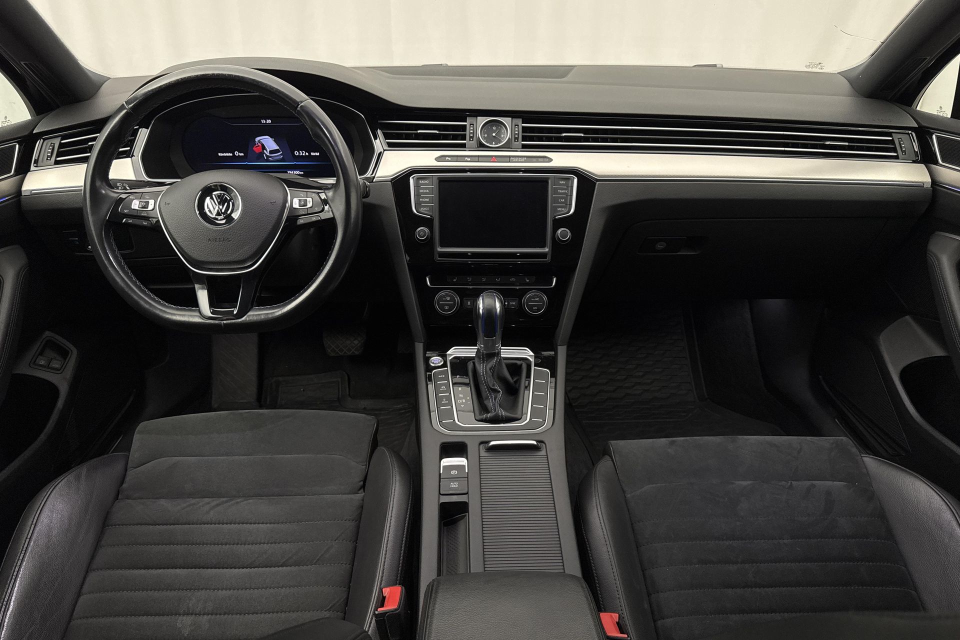 Volkswagen Passat 2017, bild 7/10