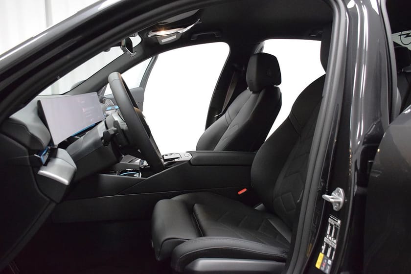Bild 2 av BMW 550e xDrive Sedan