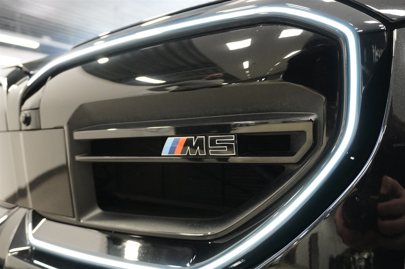BMW M5 Steptronic, 727hk, 2025