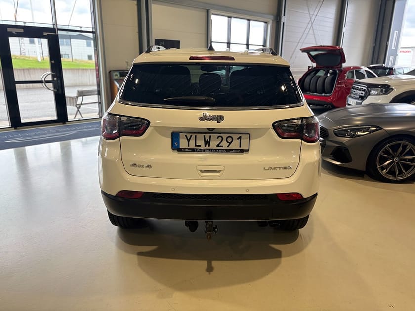 Bild 4 av Jeep Compass LIMITED 4WD 170hk,Drag,Kamrem bytt