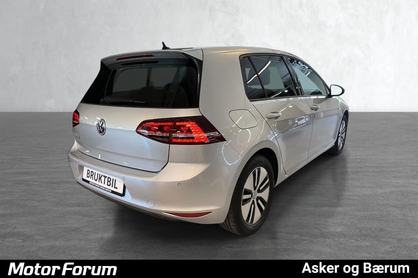 Bilde 3 av Volkswagen e-Golf EXCLUSIVE | SKINN | KEYLESS | KAMERA | ACC